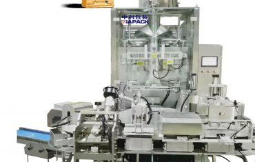 Sjálfvirk þríhyrningsgerð poki tómarúmpökkunarvél fyrir kaffiduft